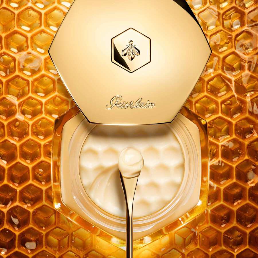 abeille royale ⋅ intense repair youth oil-in-balm ⋅ guerlain