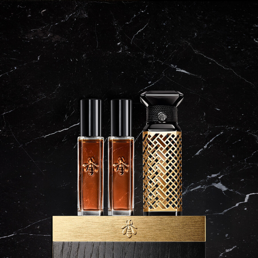kunst materie ⋅ black angelica - die beutelflasche ⋅ guerlain